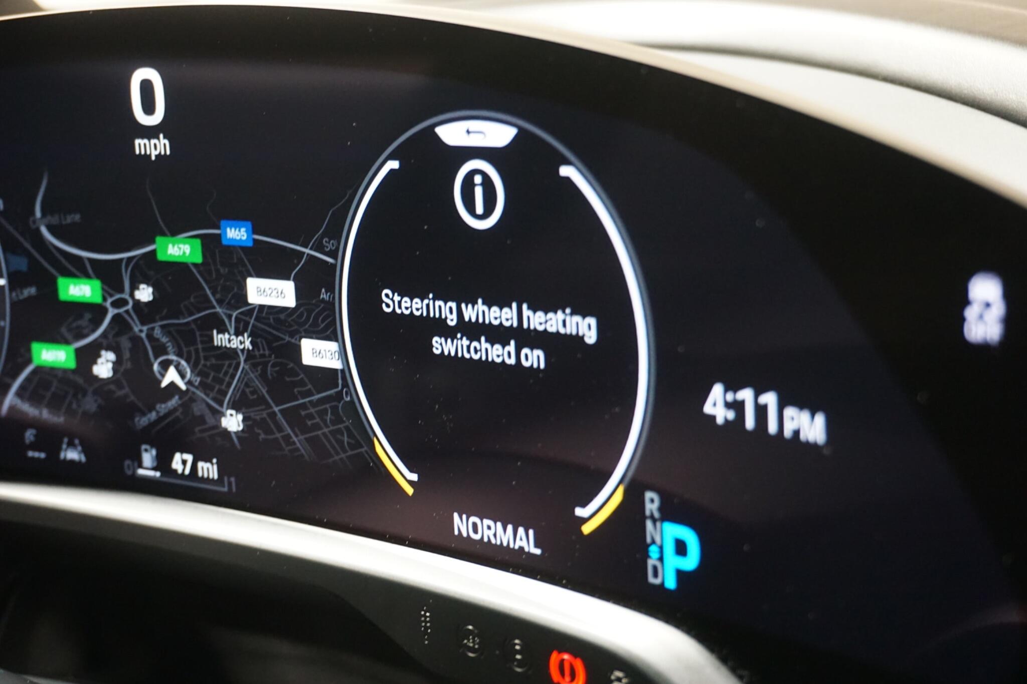 Porsche Taycan Performance Plus 93.4kWh Turbo Saloon 4dr Electric Auto 4WD (680 ps)